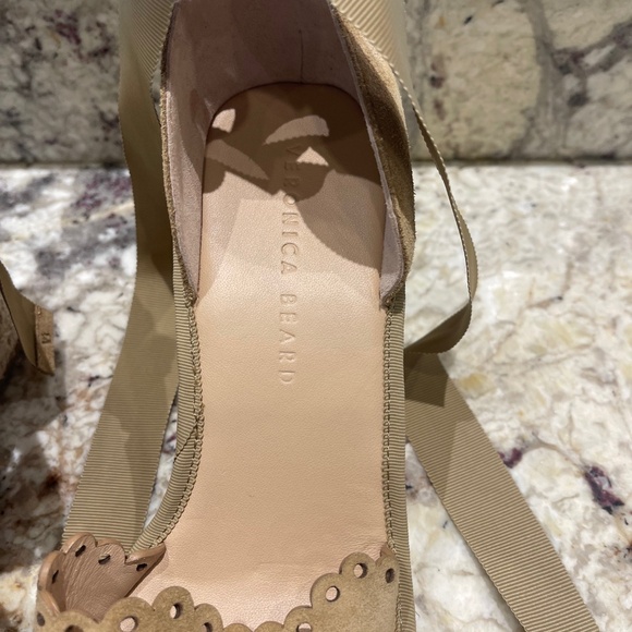 NWOB Veronica Beard "Sand" Soleil Espadrille Wedge with Tie Ribbon in Size 8M - Picture 4 of 12